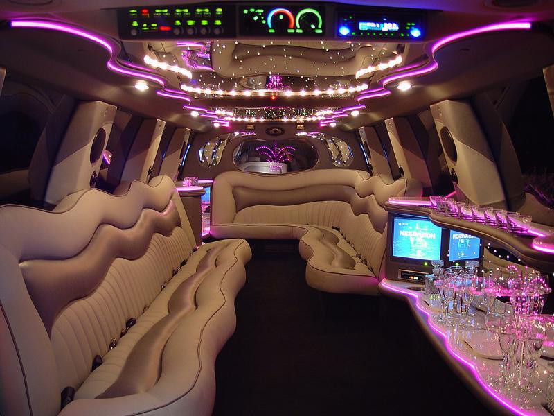 excursion limo